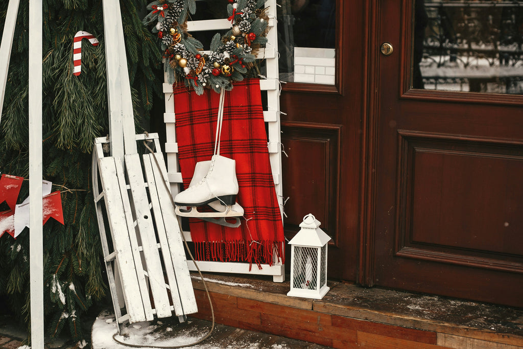 How to Create a Welcoming Winter Entryway